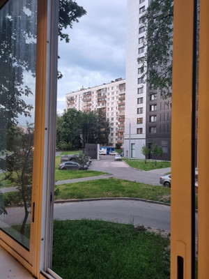 Продам двухкомнатную (2-комн.) квартиру, 16-я Парковая ул, 10, Москва г