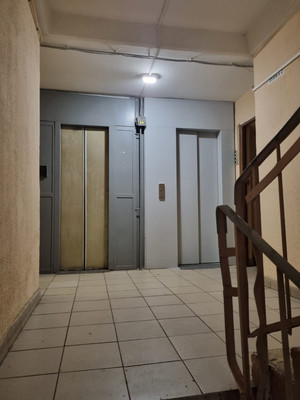 Продам двухкомнатную (2-комн.) квартиру, 16-я Парковая ул, 10, Москва г
