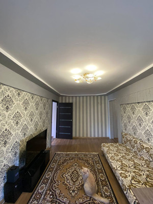 Продам трехкомнатную (3-комн.) квартиру, Пролетарская ул, 7, Воткинск г