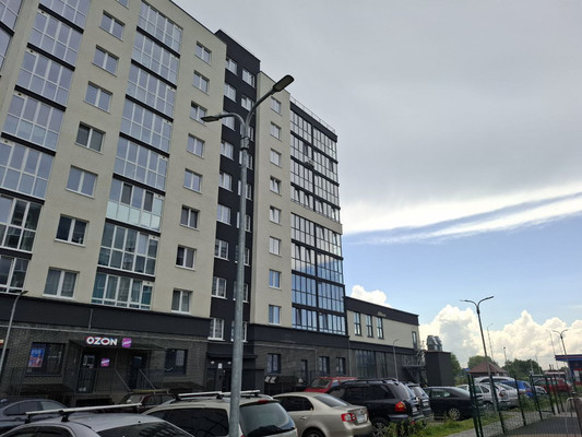 Продам однокомнатную (1-комн.) квартиру, Аллея смелых ул, 204к2, Калининград г