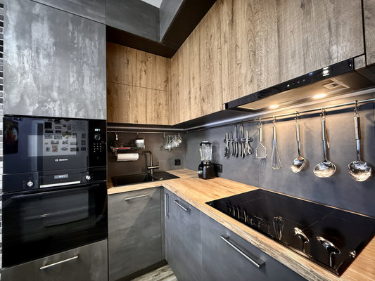 Продам двухкомнатную (2-комн.) квартиру, Бородина ул, 59, Симферополь г