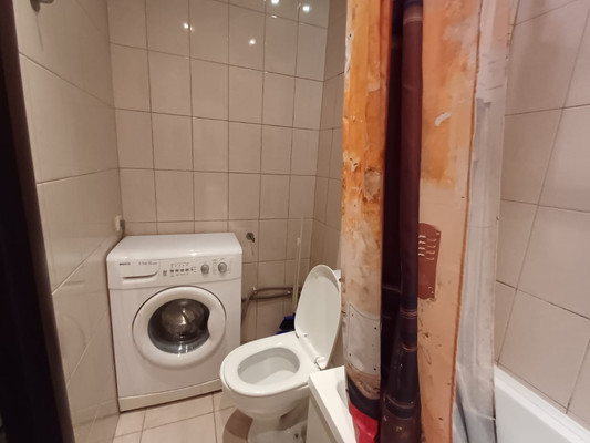 Продам однокомнатную (1-комн.) квартиру, Димитрова ул, 3ак1, Санкт-Петербург г