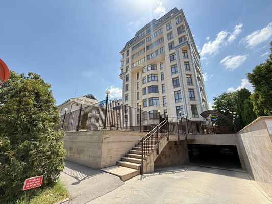 Продам многокомнатную квартиру, Арманд ул, 43кб, Нальчик г