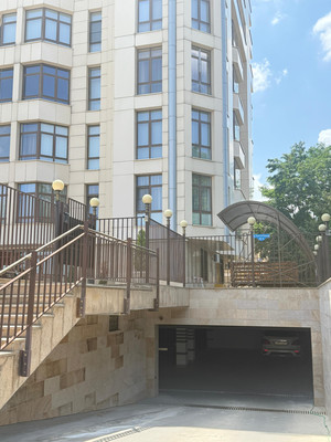 Продам многокомнатную квартиру, Арманд ул, 43кб, Нальчик г