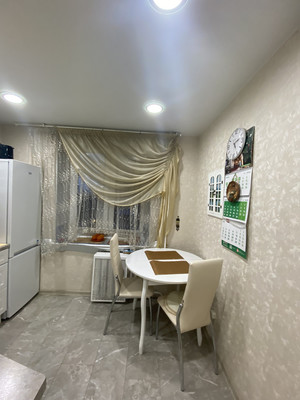 Продам двухкомнатную (2-комн.) квартиру, Рублёвское ш, 15, Москва г