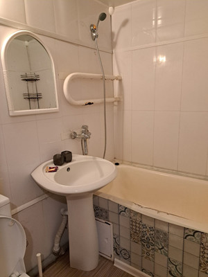 Продам однокомнатную (1-комн.) квартиру, Ленина пр-кт, 93/3, Ростов-на-Дону г