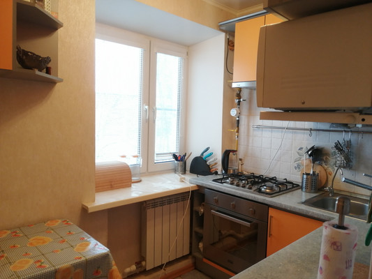 Продам двухкомнатную (2-комн.) квартиру, Депутатская ул, 10, Купанское с