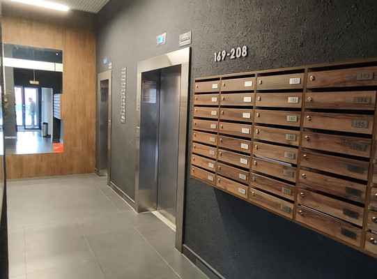 Продам двухкомнатную (2-комн.) квартиру, Мира ул, 44а, Пенза г