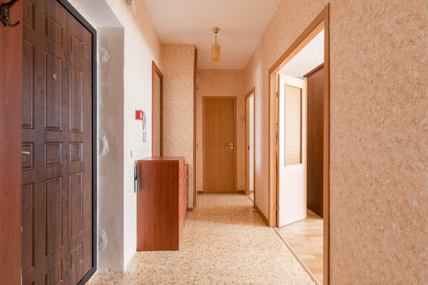 Продам двухкомнатную (2-комн.) квартиру, Адмирала Лазарева ул, 63, Москва г