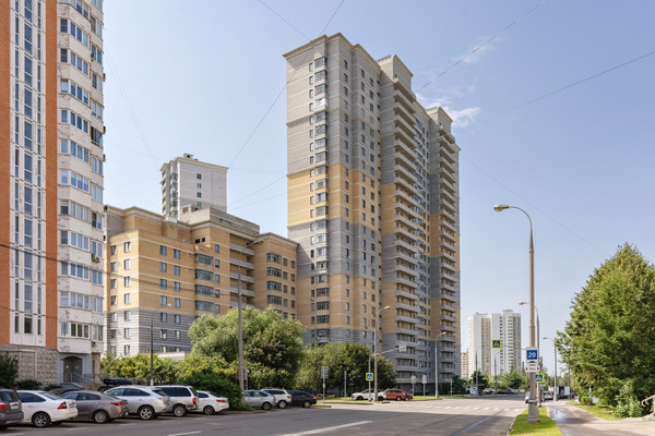 Продам двухкомнатную (2-комн.) квартиру, Адмирала Лазарева ул, 63, Москва г