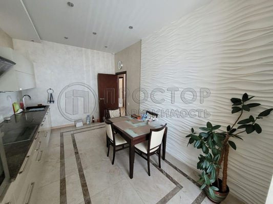 Продам трехкомнатную (3-комн.) квартиру, Адмирала Макарова ул, 6Бк2, Москва г