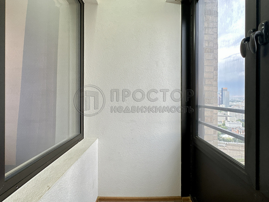 Продам трехкомнатную (3-комн.) квартиру, Новодмитровская ул, 2к6, Москва г