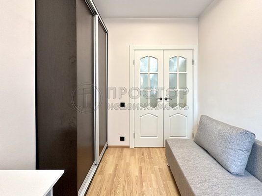 Продам трехкомнатную (3-комн.) квартиру, Новодмитровская ул, 2к6, Москва г
