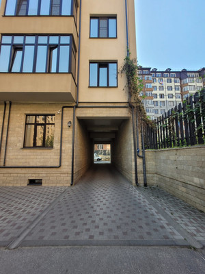 Продам двухкомнатную (2-комн.) квартиру, Чернышевского ул, 201к2, Нальчик г