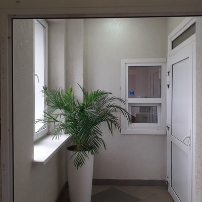Продам двухкомнатную (2-комн.) квартиру, Таганрогская ул, 132к1, Ростов-на-Дону г