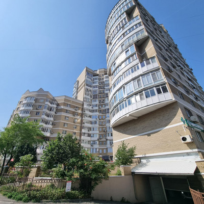 Продам трехкомнатную (3-комн.) квартиру, Краснофлотский пер, 22, Ростов-на-Дону г