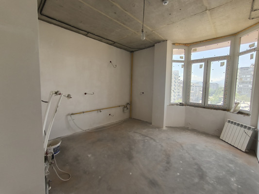Продам трехкомнатную (3-комн.) квартиру, Гоголя ул, 37б, Нальчик г
