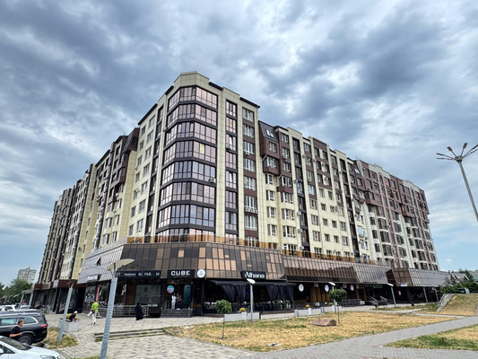 Продам трехкомнатную (3-комн.) квартиру, Гоголя ул, 37б, Нальчик г