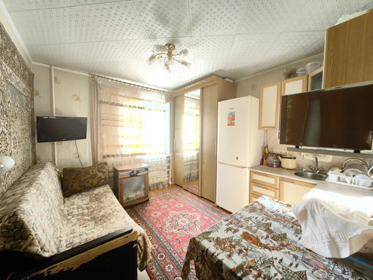 Продам однокомнатную (1-комн.) квартиру, Дементьева ул, 7, Казань г
