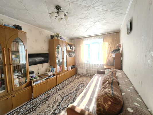 Продам однокомнатную (1-комн.) квартиру, Дементьева ул, 7, Казань г