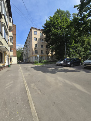 Продам однокомнатную (1-комн.) квартиру, Беговая ул, 14, Москва г