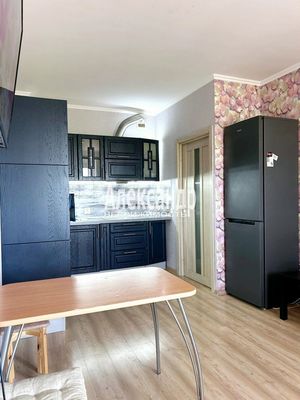 Продам однокомнатную (1-комн.) квартиру, Воронцовский б-р, 14к1, Мурино п