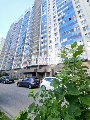 Продам однокомнатную (1-комн.) квартиру, Воронцовский б-р, 14к1, Мурино п