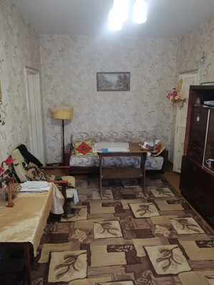 Продам трехкомнатную (3-комн.) квартиру, Героев Алексинцев ул, 17, Алексин г