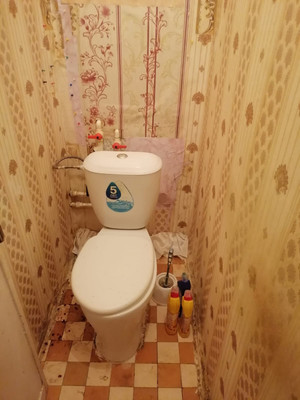 Продам трехкомнатную (3-комн.) квартиру, Героев Алексинцев ул, 17, Алексин г