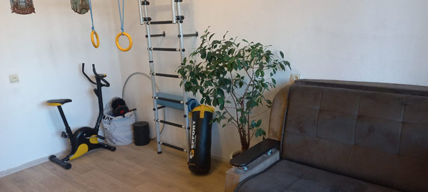 Сдам трехкомнатную (3-комн.) квартиру, Дыбенко ул, 17Ск1, Санкт-Петербург г