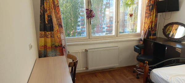 Сдам трехкомнатную (3-комн.) квартиру, Дыбенко ул, 17Ск1, Санкт-Петербург г