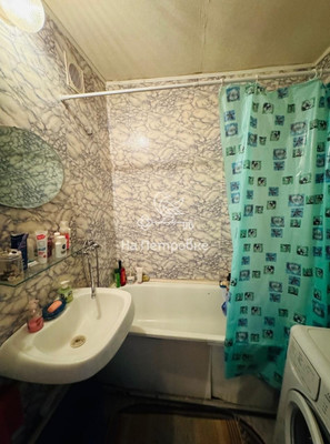 Продам комнату в 2-комн. квартире, Сколковское ш, 32к2, Москва г