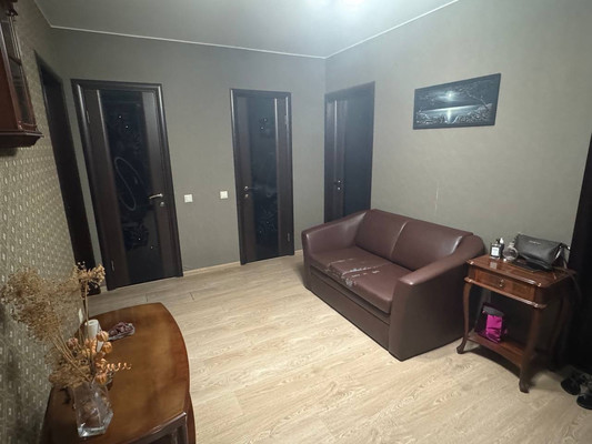 Продам двухкомнатную (2-комн.) квартиру, Пионерская ул, 15к1, Бородино д