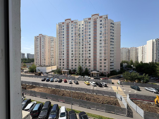 Продам однокомнатную (1-комн.) квартиру, Дмитровка Б. ул, 4к1, Москва г