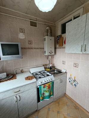 Продам трехкомнатную (3-комн.) квартиру, 8-е Марта ул, 20, Ишим г