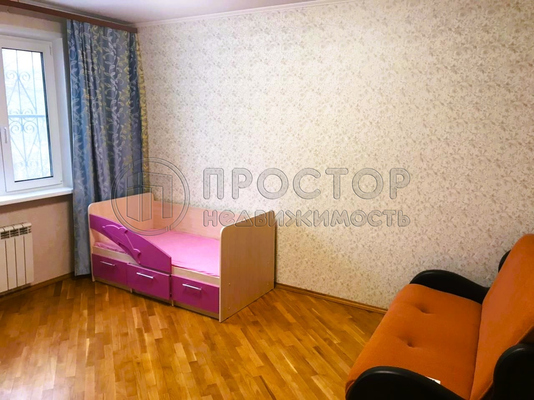Продам трехкомнатную (3-комн.) квартиру, Новочерёмушкинская ул, 23, Москва г