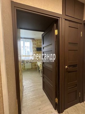 Продам двухкомнатную (2-комн.) квартиру, Будапештская ул, 110/23, Санкт-Петербург г