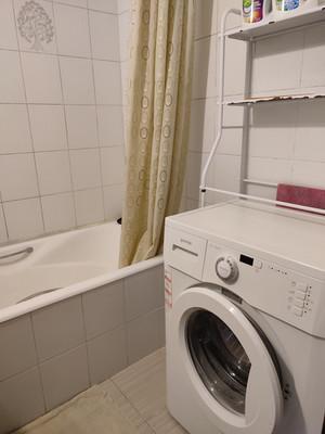 Продам двухкомнатную (2-комн.) квартиру, Кантемировская ул, 4к3, Москва г