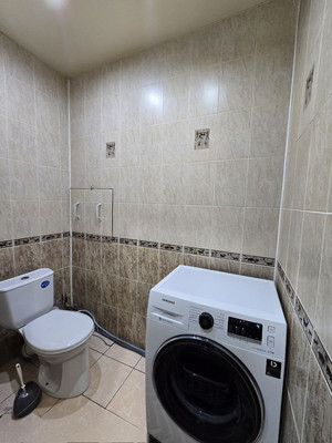 Продам трехкомнатную (3-комн.) квартиру, Шмидта ул, 40, Иркутск г
