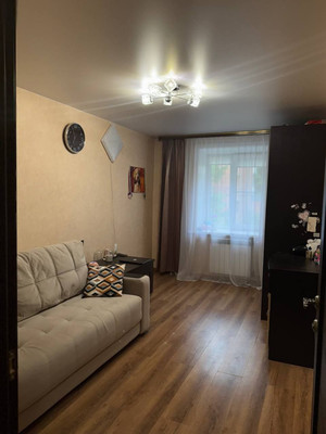 Продам трехкомнатную (3-комн.) квартиру, Байкальская ул, 244, Иркутск г
