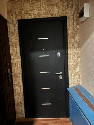 Продам трехкомнатную (3-комн.) квартиру, Байкальская ул, 244, Иркутск г
