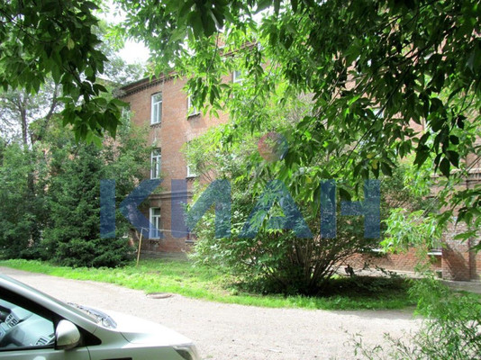 Продам трехкомнатную (3-комн.) квартиру, Малиновского ул, 8, Красноярск г