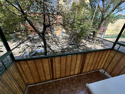 Продам трехкомнатную (3-комн.) квартиру, Халтуринский пер, 161, Ростов-на-Дону г