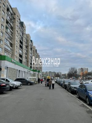 Сдам торговое помещение 134 м2, Индустриальный пр-кт, д. 27, Санкт-Петербург г