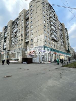 Сдам торговое помещение 134 м2, Индустриальный пр-кт, д. 27, Санкт-Петербург г