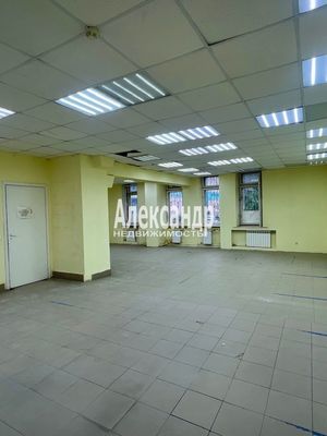 Сдам торговое помещение 134 м2, Индустриальный пр-кт, д. 27, Санкт-Петербург г