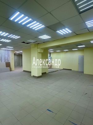 Сдам торговое помещение 134 м2, Индустриальный пр-кт, д. 27, Санкт-Петербург г