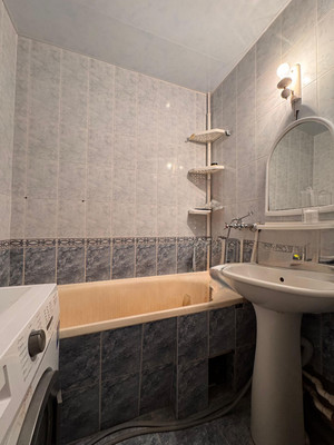 Продам трехкомнатную (3-комн.) квартиру, Пачева ул, 19, Нальчик г