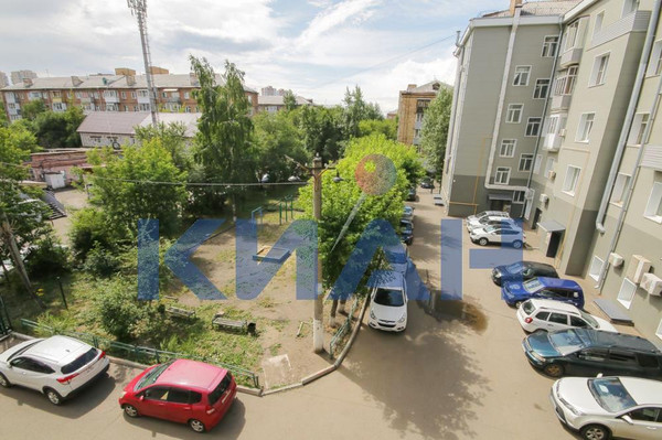 Продам двухкомнатную (2-комн.) квартиру, им.газеты Красноярский рабочий пр-кт, 79, Красноярск г