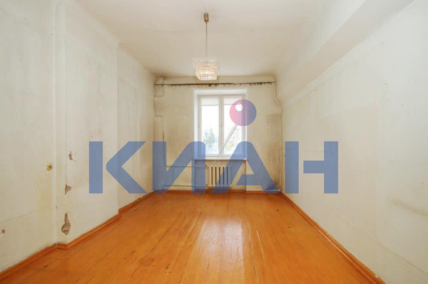 Продам двухкомнатную (2-комн.) квартиру, им.газеты Красноярский рабочий пр-кт, 79, Красноярск г